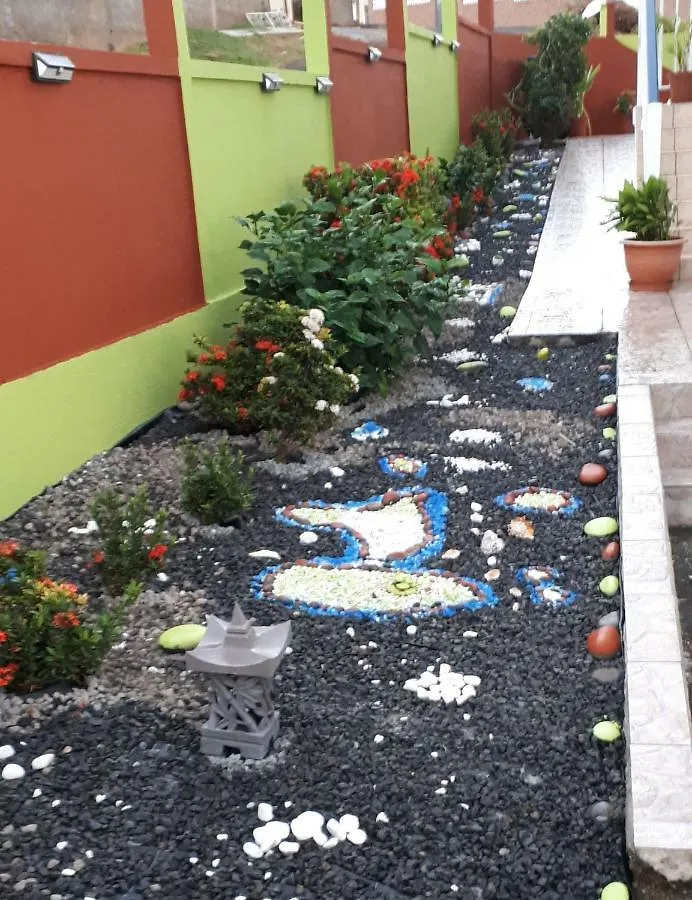 Hébergement de vacances Villa La Casa Binecha avec Jacuzzi à Baillif